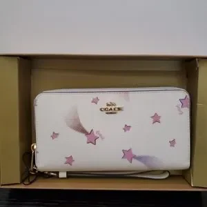 長財布 Boxed Long Zip Around Wallet With Disco Star Print COACH® | Boxed Long Zip Around Wallet With Disco Star Print